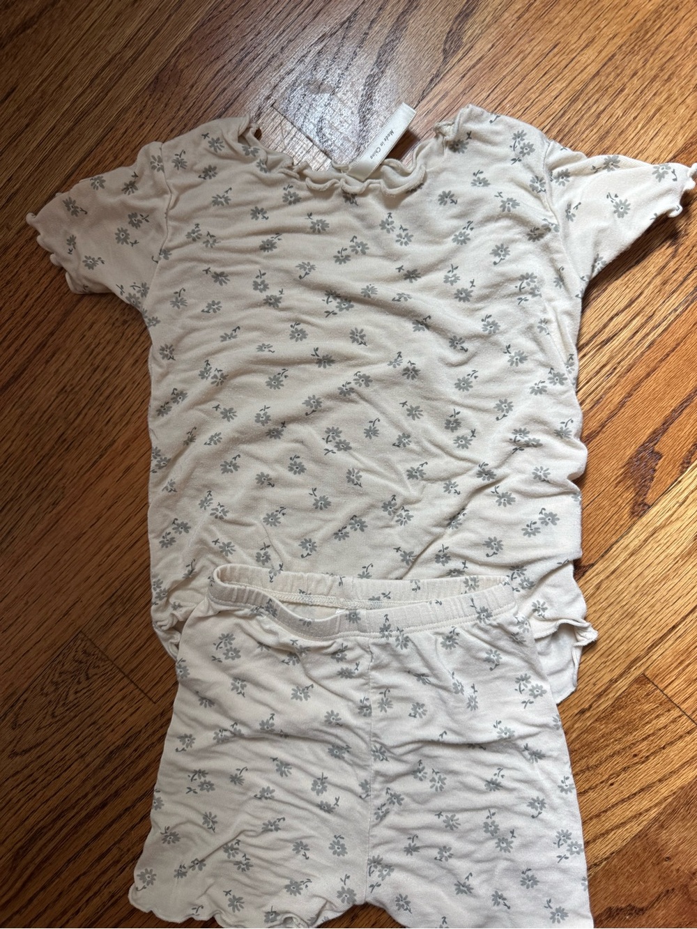 Rylee + Cru Cream Top with Floral Print 12-18 months